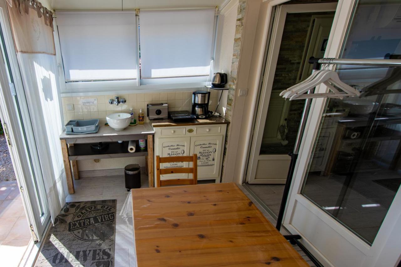 Chambre D'Hotes Villa De La Sueur Au Bonheur 라뷜라디세 외부 사진